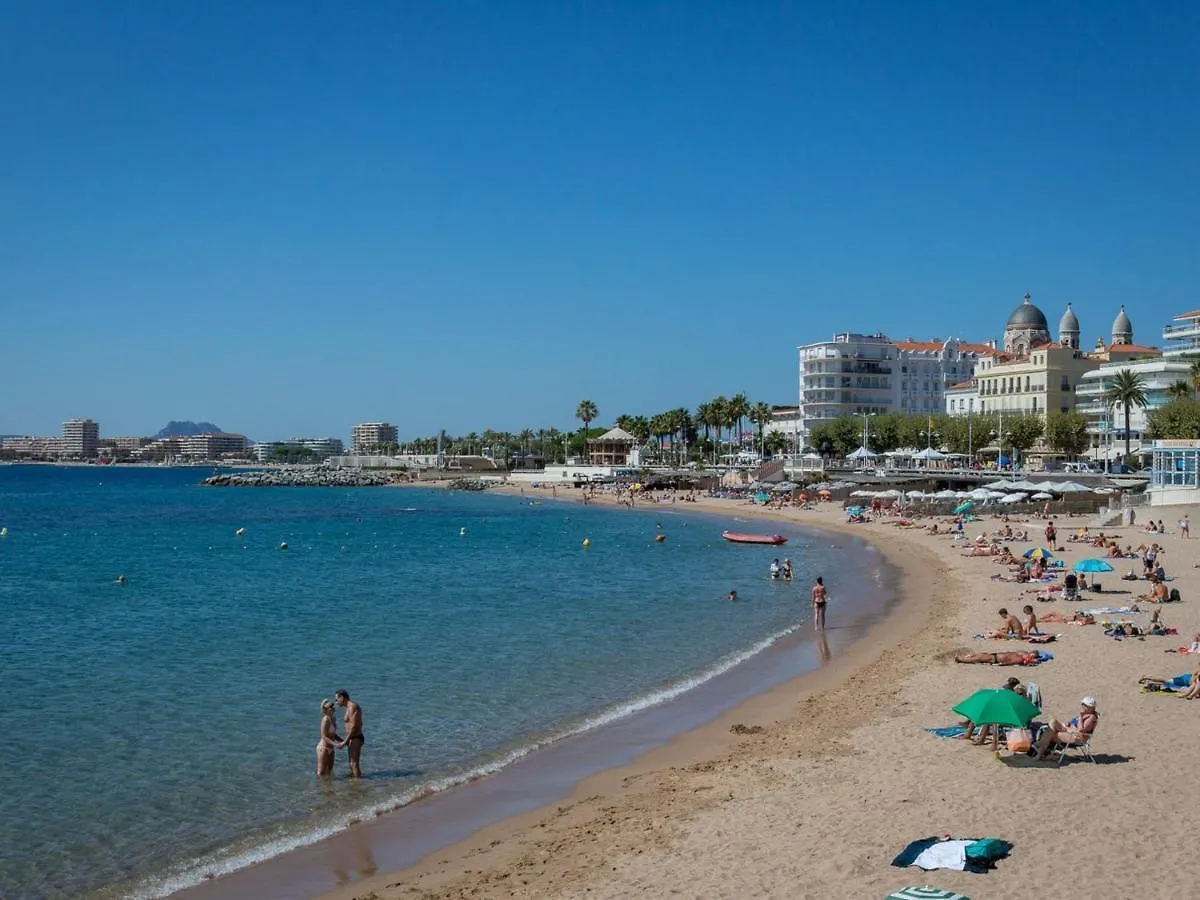 Studio Climatise Proche Plage, Commerces Et Gare Avec Balcon, Parking Et Wifi - Fr-1-466A-5 Saint-Raphaël Apartmán